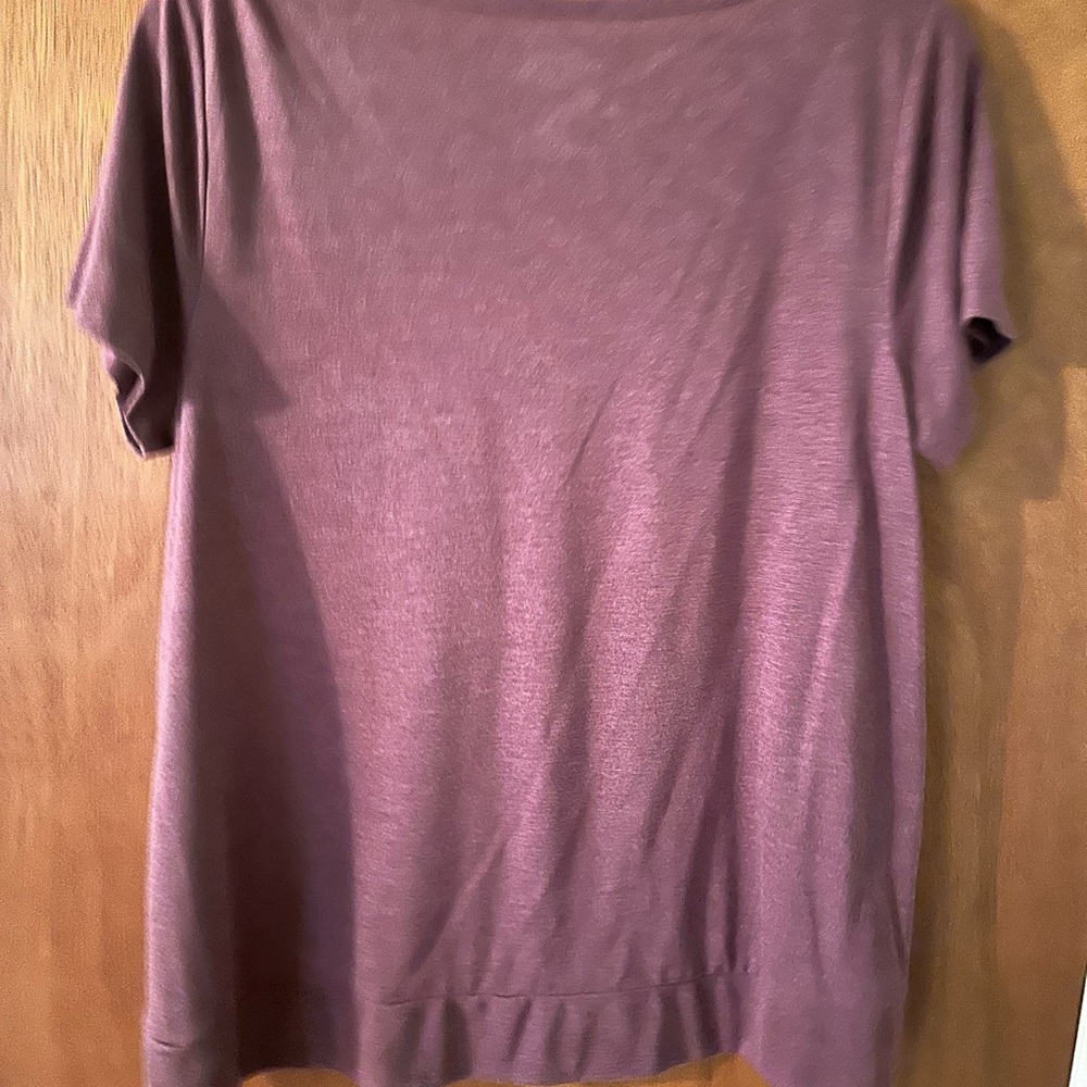 5/$25 St. John’s Bay size lg top - Picture 4 of 4